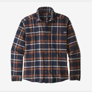 EUC Patagonia Men's LW Fjord Flannel Shirt Tom's Place Navy Blue size Medium